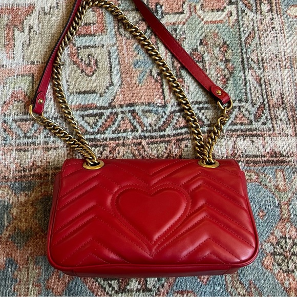 Gucci Marmont Matelassé Mini Bag - Picture 10 of 14